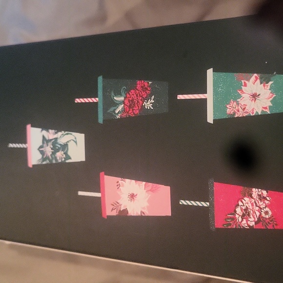 Starbucks Floral Reusable 5 Lids Boxed  Cup with Straws Matching 24 Oz Free Gift - Picture 4 of 7